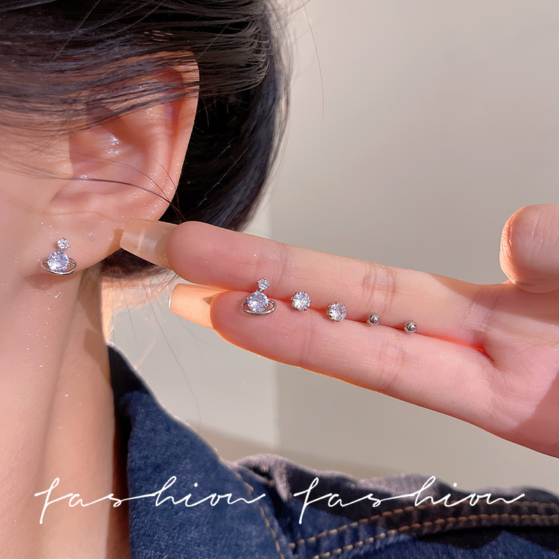Asteroid Zircon Exquisite Stud Set for Women, new light luxury earrings from Japan and South Korea, high-end and versatile, unique earrings full figure