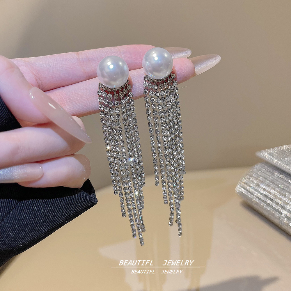Slimming face, full-diamond pearl earrings, light luxury and high-end style, individual temperament, stud earrings, tassels, long earrings, silver needle earrings full figure