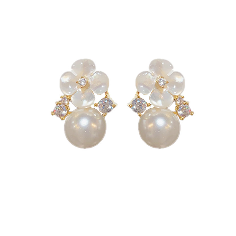 Spring and summer super ethereal blue flower pearl stud earrings for women, a unique and high-end French style, versatile earrings for commuting Item Picture