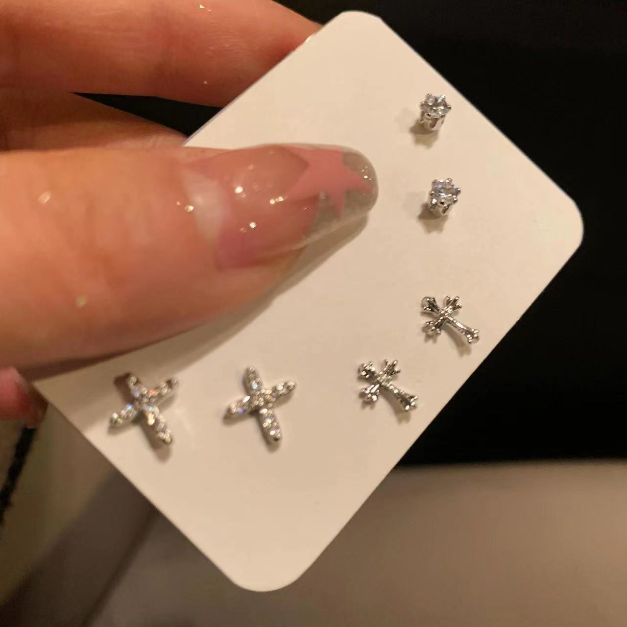 A fresh, fashionable, simple and compact 3-piece set of cross-border new exquisite diamond cross stud earrings full figure