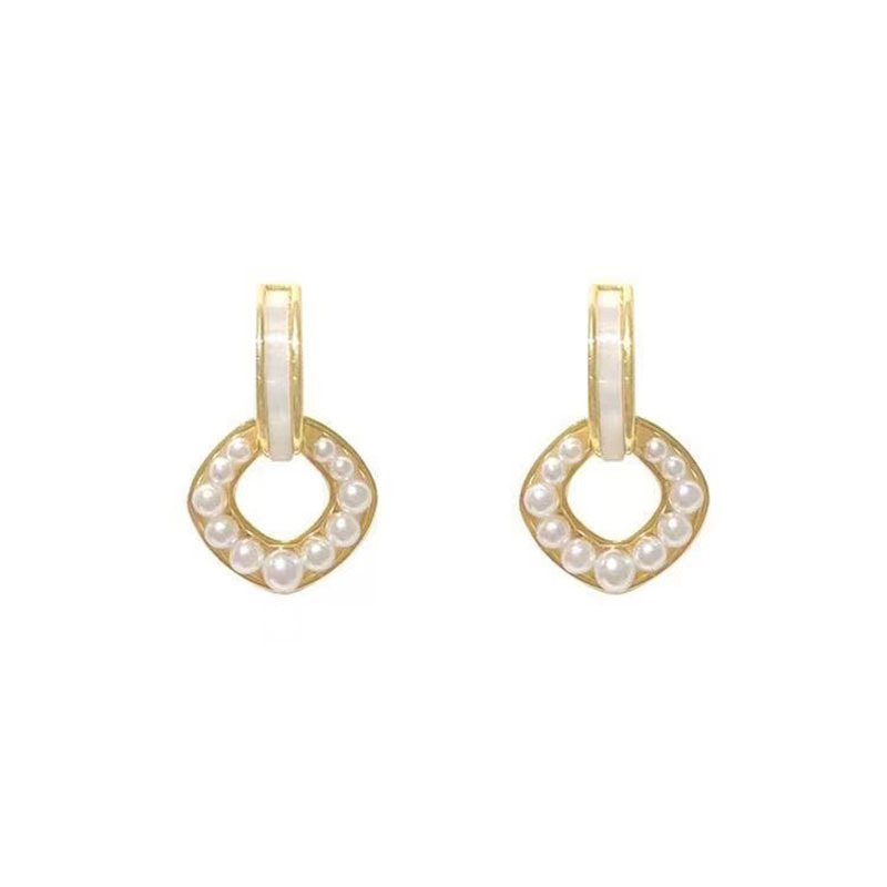 S925 Silver needle Korean version Dongdaemun style simple and elegant pearl geometric ring earrings, trendy and sweet style stud earrings Item Picture