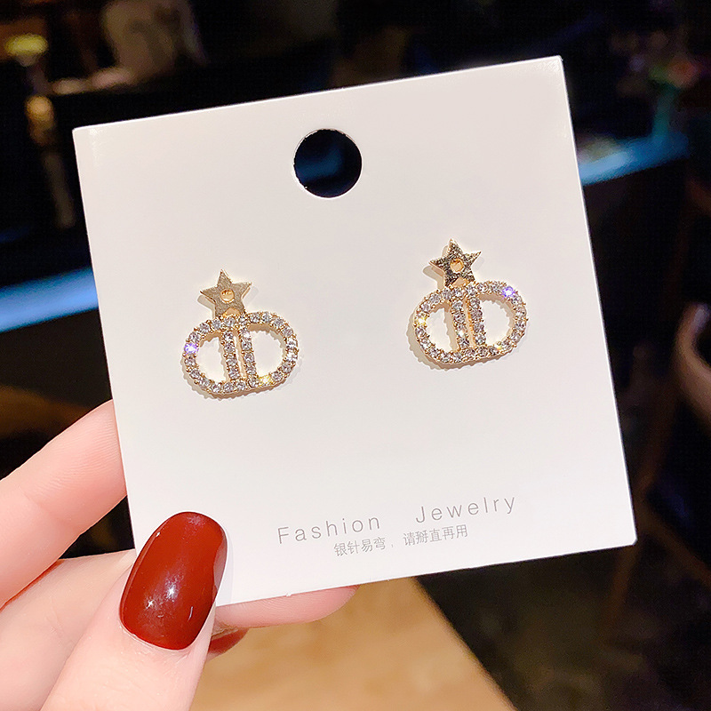 S925 Silver Needle Korean version Stud earrings, Women's five-pointed star bright diamond Super Sparkling earrings, Women's letter D simple short style elegant earrings full figure