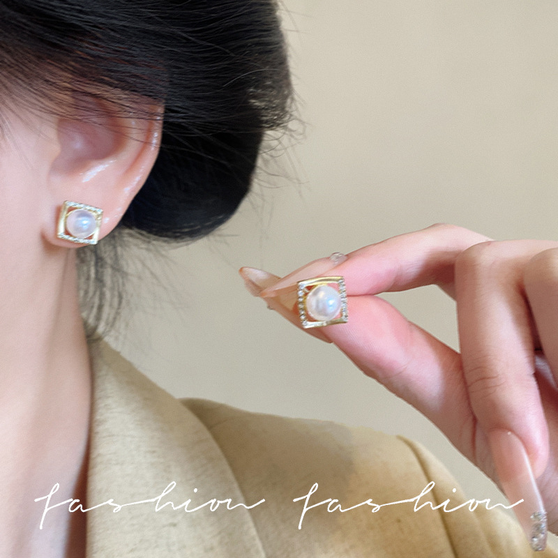 S925 silver needle French light luxury high-end diamond-encrusted pearl square small stud earrings, gentle and fashionable for women details Picture
