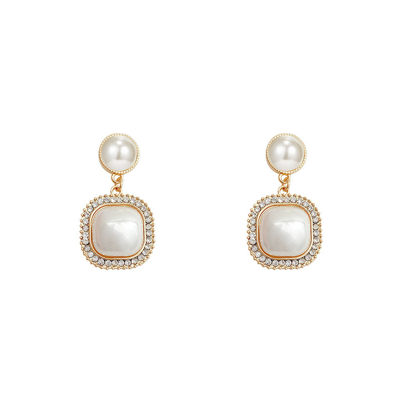 S925 silver needle vintage earrings from Dongdaemun, South Korea, women's niche sparkling diamonds, internet-famous style stud earrings, cold and elegant style pearl Item Picture