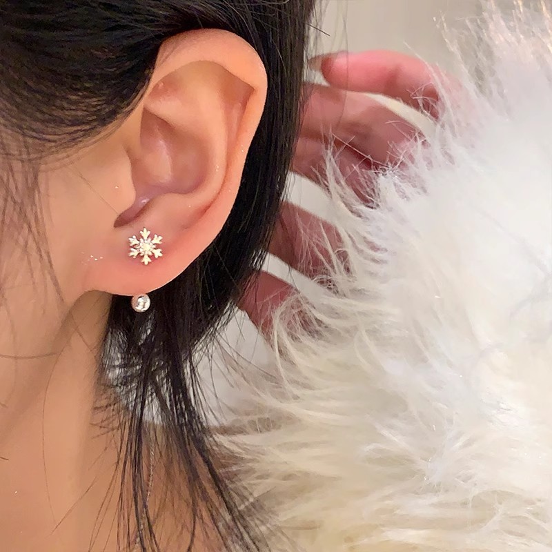 S925 Silver Needle Stud Earrings, a new bestseller for women in 2025, are snowflake earrings with a light luxury and high-end feel. They are fashionable and fashionable back-hanging earrings Specification drawing