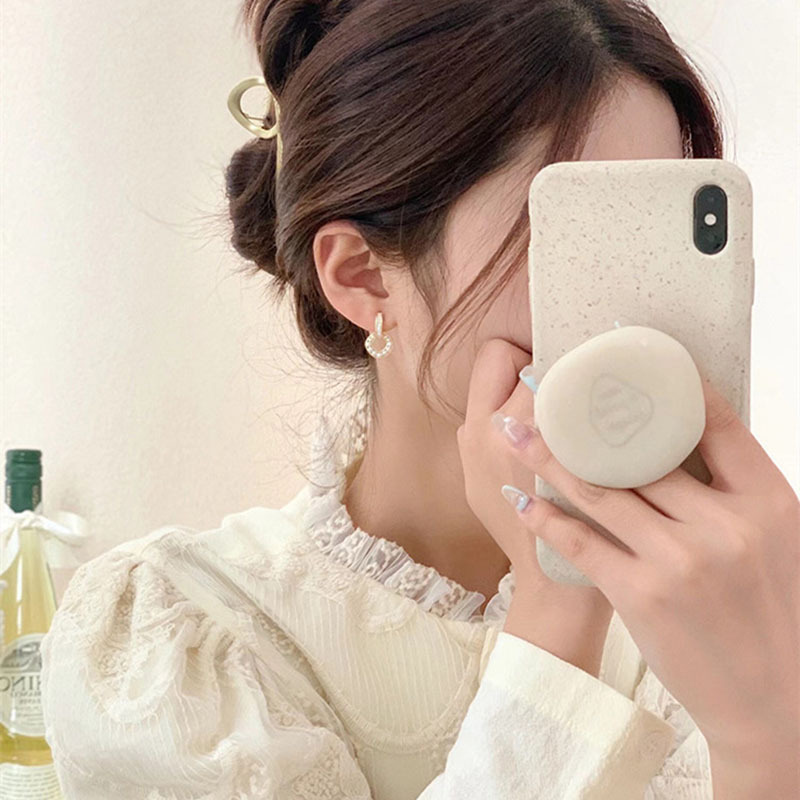 S925 Silver needle Korean version Dongdaemun style simple and elegant pearl geometric ring earrings, trendy and sweet style stud earrings Application Scenario