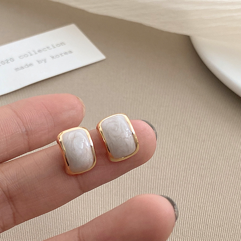 s925 Silver Needle enamel Earrings, simple and versatile Korean style earrings for women, new trendy ins design sense, personalized stud earrings Specification drawing