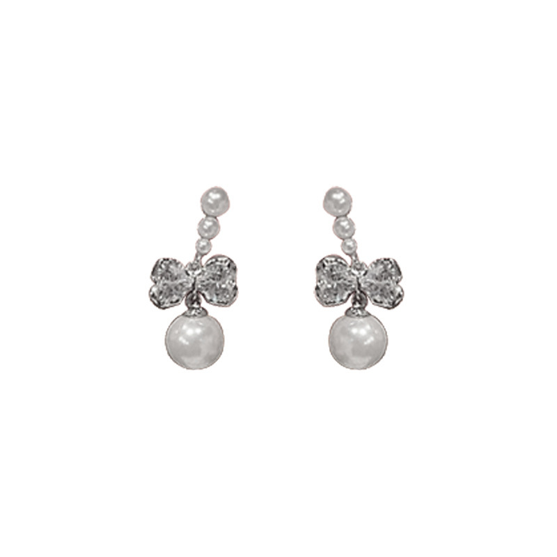 925 Silver Needle Light Luxury and grand bow pearl Stud earrings for women, Korean style sweet and unique earrings, trendy and high-end earrings Item Picture