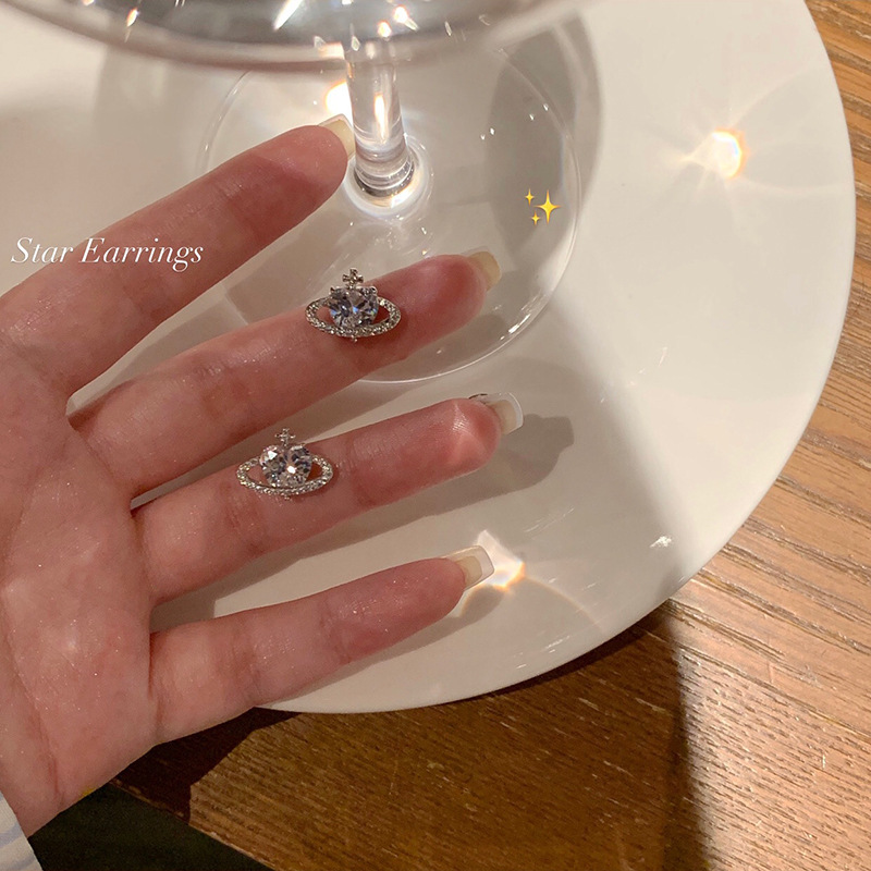 S925 Silver Needle Planet Earrings for Women 2022, a young, luxurious and niche design earring with a sense of elegance and sophistication, versatile earrings full figure