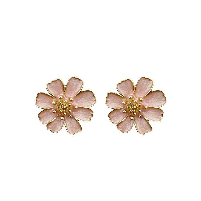 New flower-shaped stud earrings for women, French fashion, small chrysanthemum earrings. Niche design, high-end and elegant earrings Item Picture