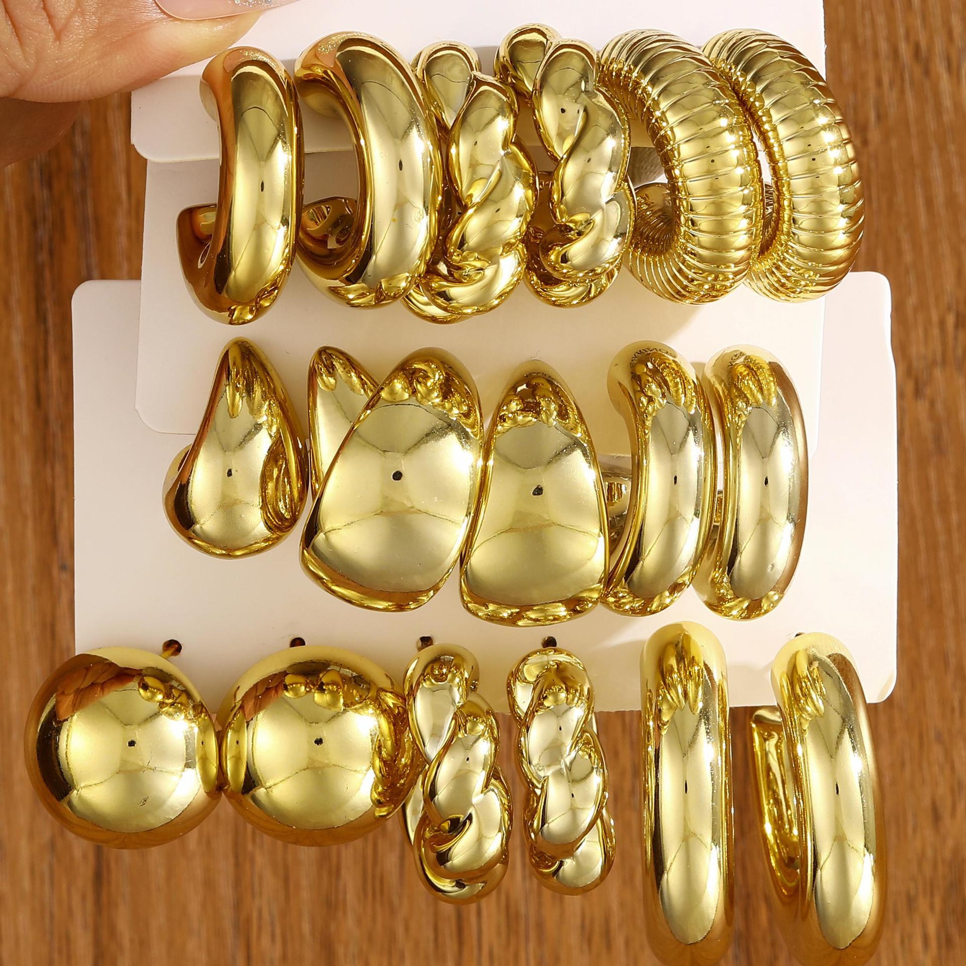 Cross-border best-selling earring set: European and American ins style metal geometric twist earring set earrings earrings details Picture