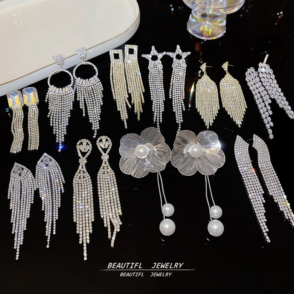 S925 Silver needle exquisite and individual tassel earrings, a light luxury and high-end feel, full diamond earrings, fashionable, niche and versatile earrings for women full figure