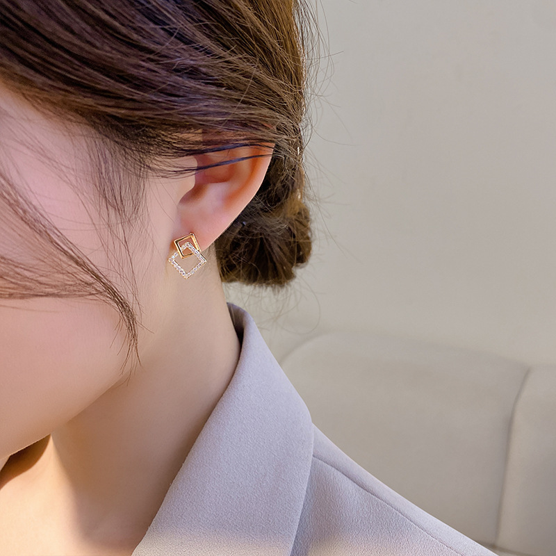 S925 Silver needle square bright diamond, simple and cold style, small and exquisite geometric earrings, ins style ear studs, Korean for women details Picture