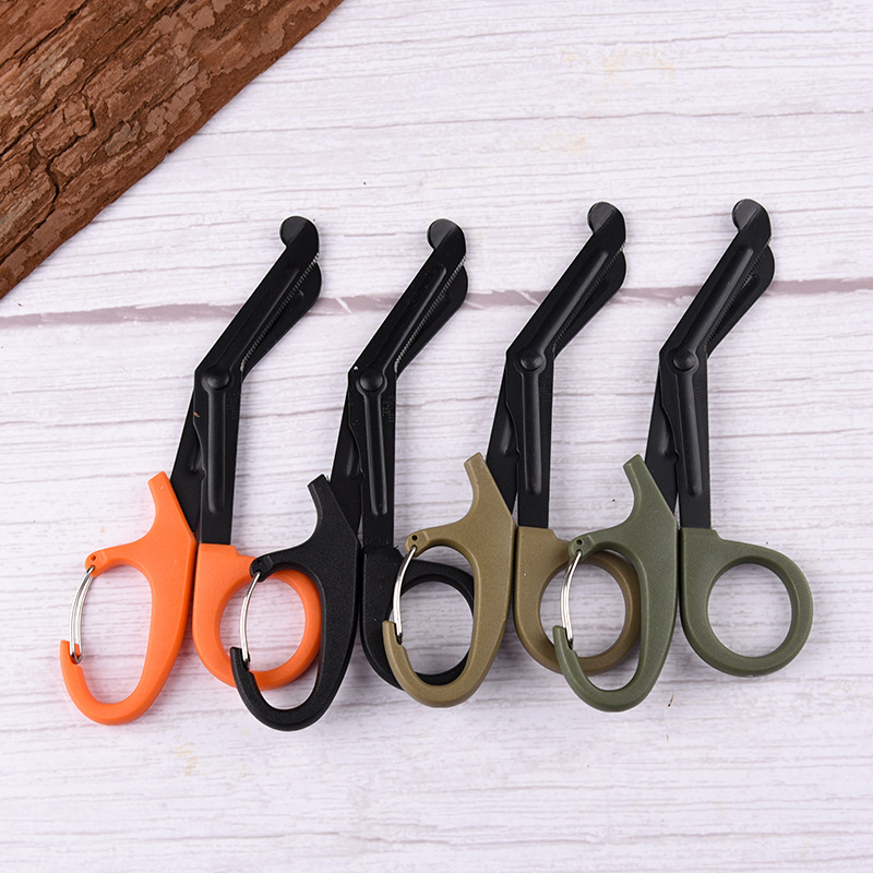 EDC outdoor military-grade scissors, EMT scissors, survival and rescue scissors, camping tools, emergency canvas scissors, medical scissors Application Scenario