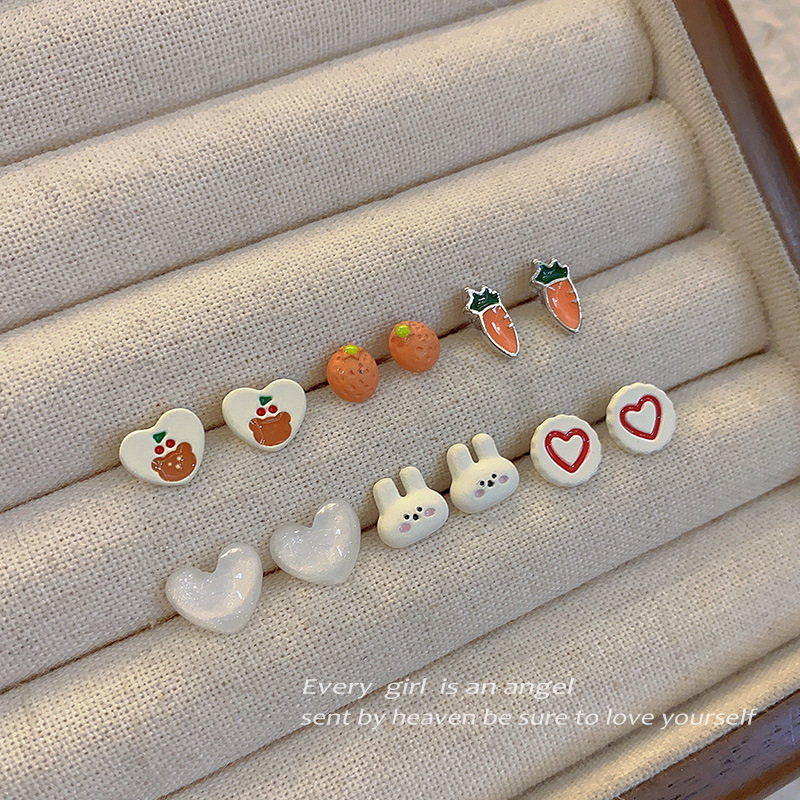 925 Silver Needle Set Rabbit Stud Earrings for Women 2025 New Style Cute Children's Ear Piercing Earrings and earrings with a high-end feel full figure