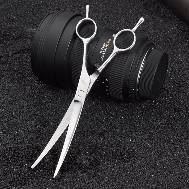 7-inch pet grooming scissors, teeth scissors, flat scissors, pet grooming scissors, pet curved scissors, dog and cat grooming tool set Application Scenario