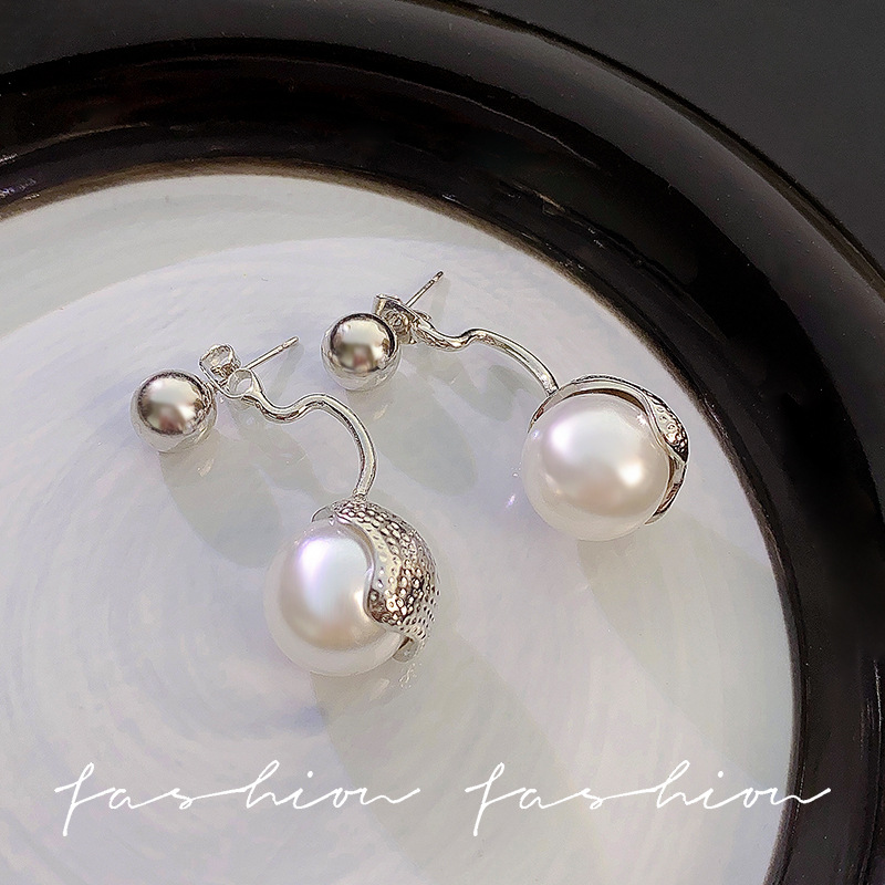 The cold style with grey bead earrings on the front and back, the niche 925 silver needle stud earrings, the new 2024 bestseller, exudes a sense of high-end fashion Specification drawing