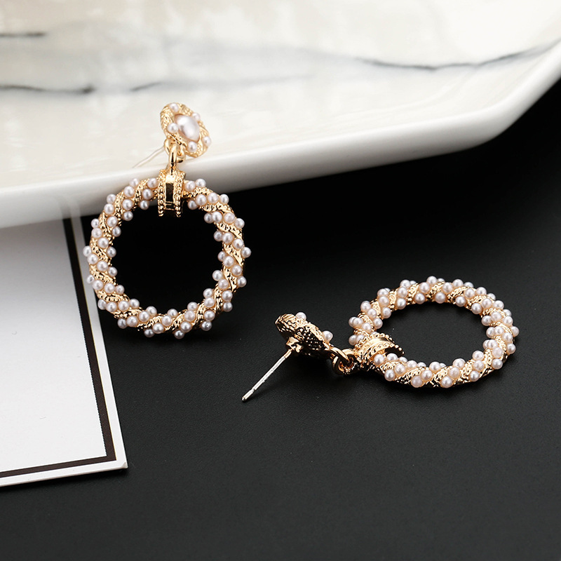 925 Silver Needle Korean version creative New style pearl Stud earrings Simple and versatile geometric round fashionable earrings Application Scenario
