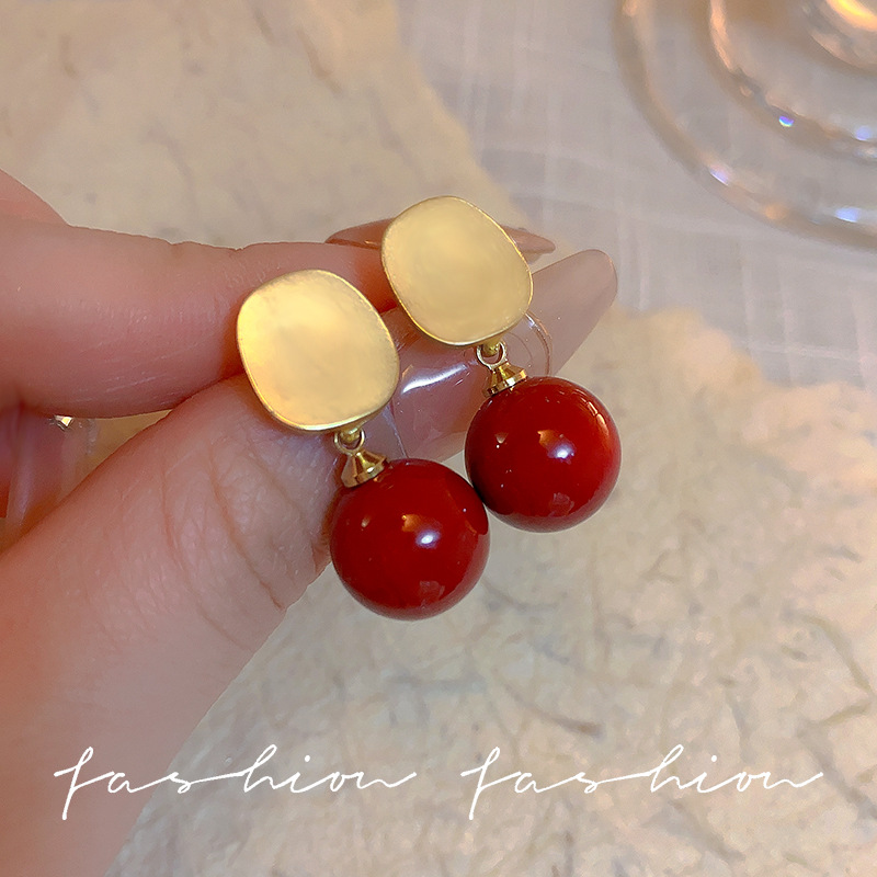 New Year's Ankela Red round pearl Stud Earrings for Women's unique retro style 2025 New simple geometric earrings Specification drawing