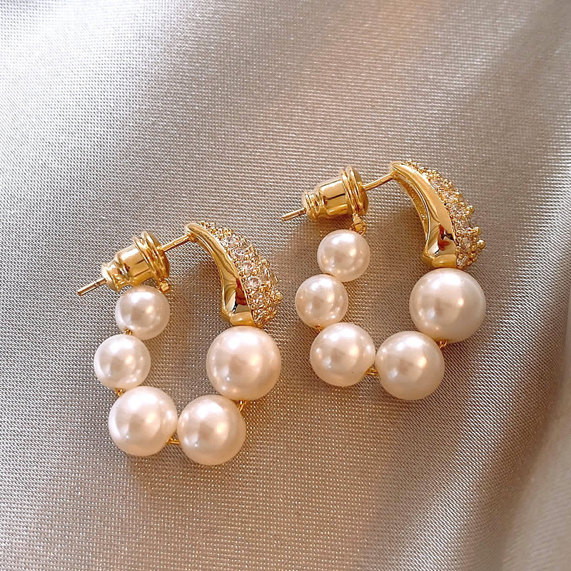French pearl zircon stud earrings for women, retro, niche, light luxury and elegant earrings. Niche design, elegant and versatile earrings details Picture