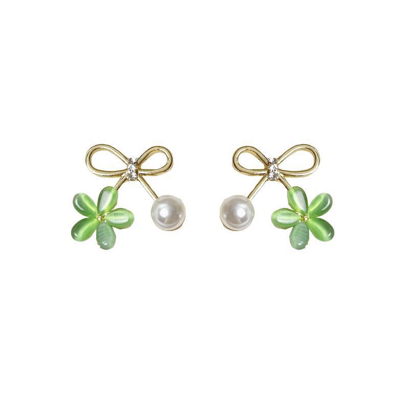 S925 Silver needle cat's Eye stone small flower ear Stud, with a unique design sense and an extremely ethereal and exquisite bow forest-themed earrings, a new style Item Picture