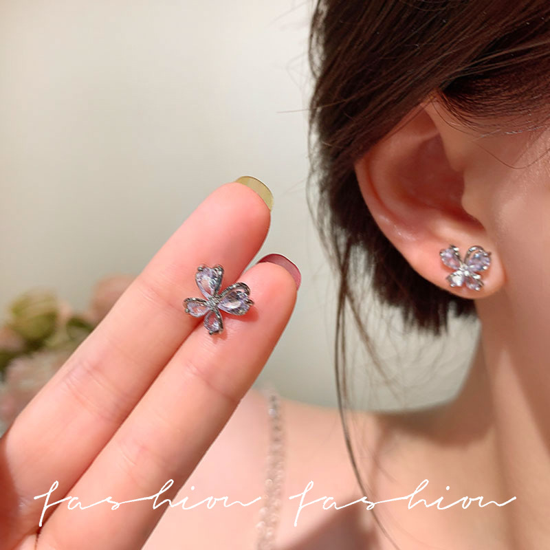 Summer zirconium ice crystal butterfly stud earrings for women, light luxury and high-end exquisite earrings, niche design, unique style and charm full figure