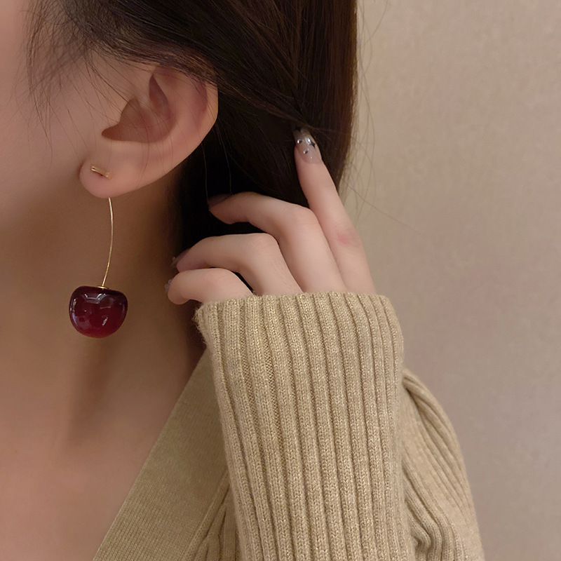 Korean Instagram pastoral windmill cherry earrings, a unique long pair of earrings, are fashionable and elegant earrings that are popular on the Internet details Picture