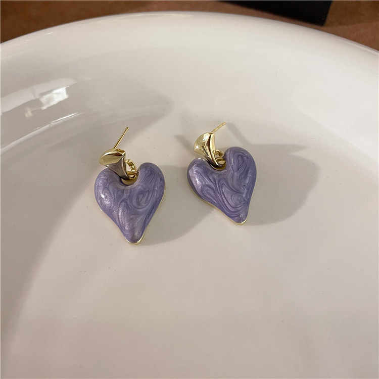 S925 Silver Needle Super Fairy Oil-dripping heart-shaped Earrings, feminine texture, niche stud earrings, fashionable and sweet Specification drawing