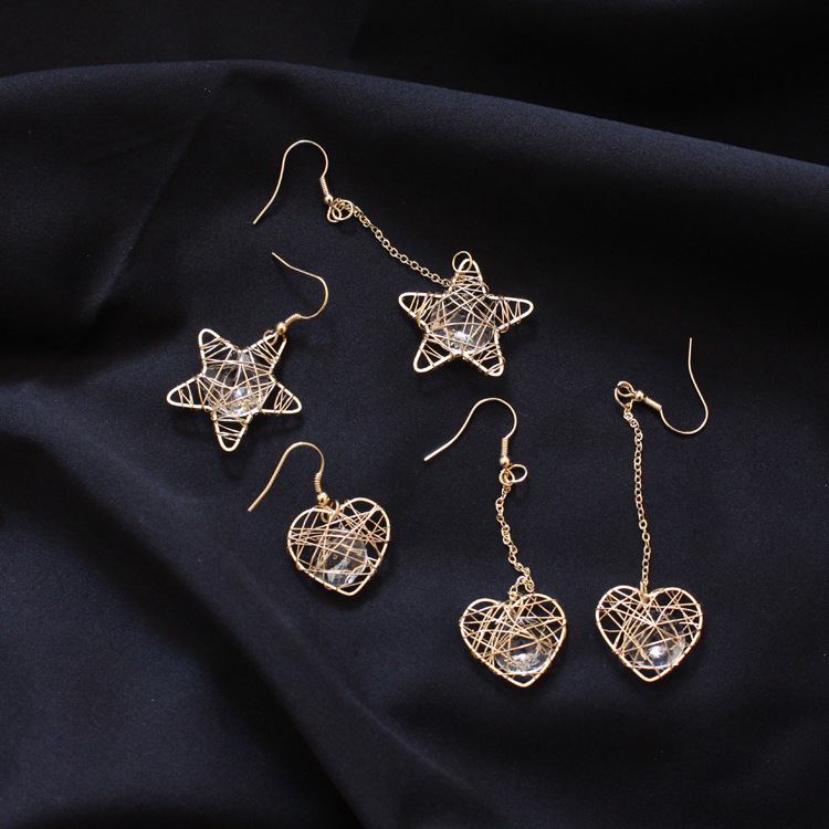 Wholesale of fashion accessories: Korean and Japanese style retro heart-shaped string earrings, stud earrings, and ear clips without ear holes full figure