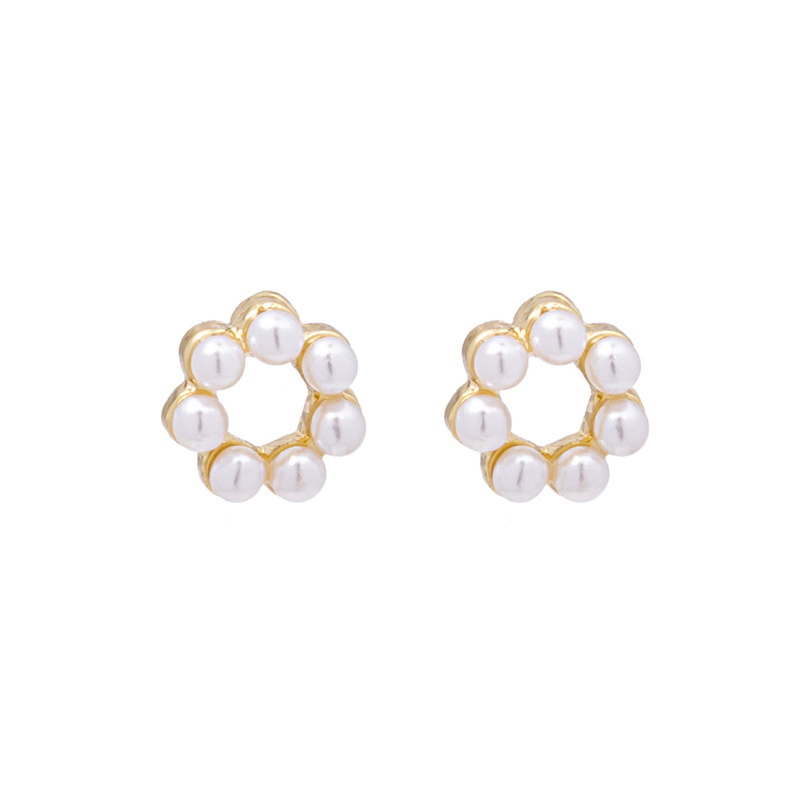 925 silver needle pearl hollowed-out round stud earrings, new small and exquisite earrings from Japan and South Korea, trendy and versatile earrings for Internet celebrities Item Picture