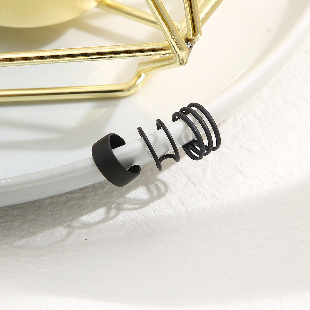 New European and American creative, personalized black ear bone clip set without ear holes, three-piece set, simple multi-layer C-shaped ear clips Specification drawing