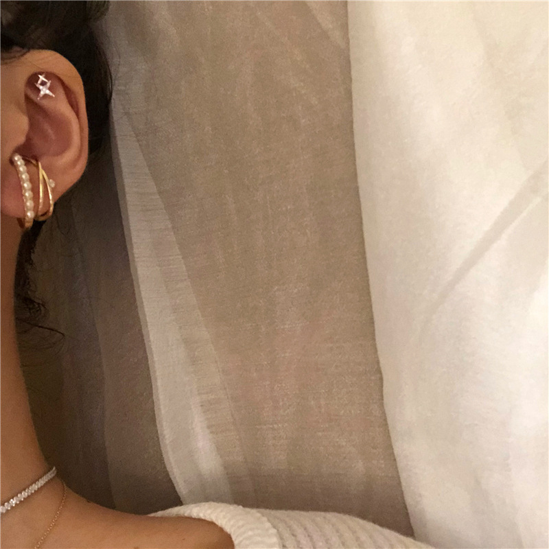 Korean Dongdaemun S925 Silver Needle Star Small Ear Stud anti-Allergy fashionable and Elegant earrings Women's ear bone stud Specification drawing