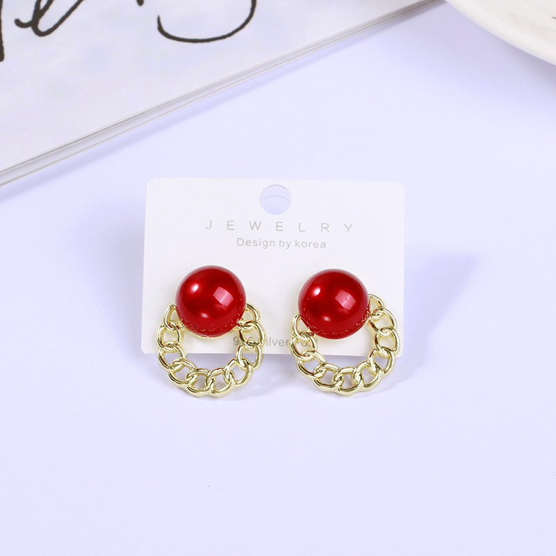 S925 Silver Needle Douyin Live Stream New fashionable circular stud earrings for women Korean version Trendy hollowed-out metal earrings Factory Application Scenario
