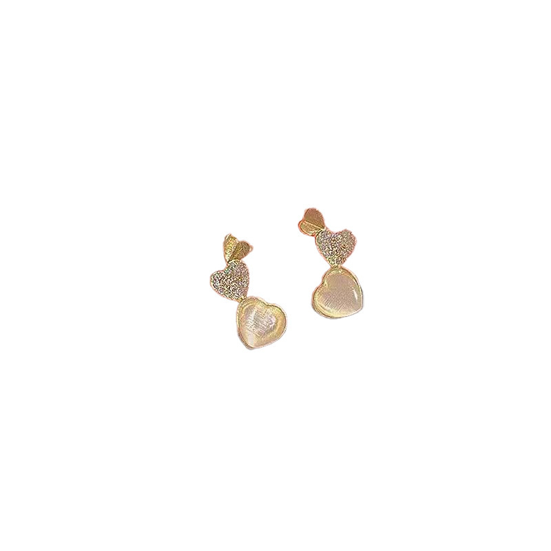 Cat's eye stone earrings, heart-shaped flowers, cat's eye stone heart-shaped stud earrings, high-end, light luxury, niche, and ins design sense earrings for women Item Picture