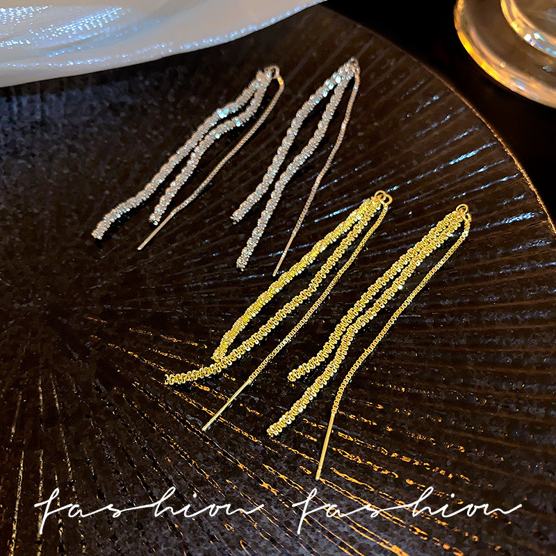 Light luxury and high-end, shimmering Milky Way tassel earrings, long and elegant slimming earrings, Douyin's best-selling ear strings full figure