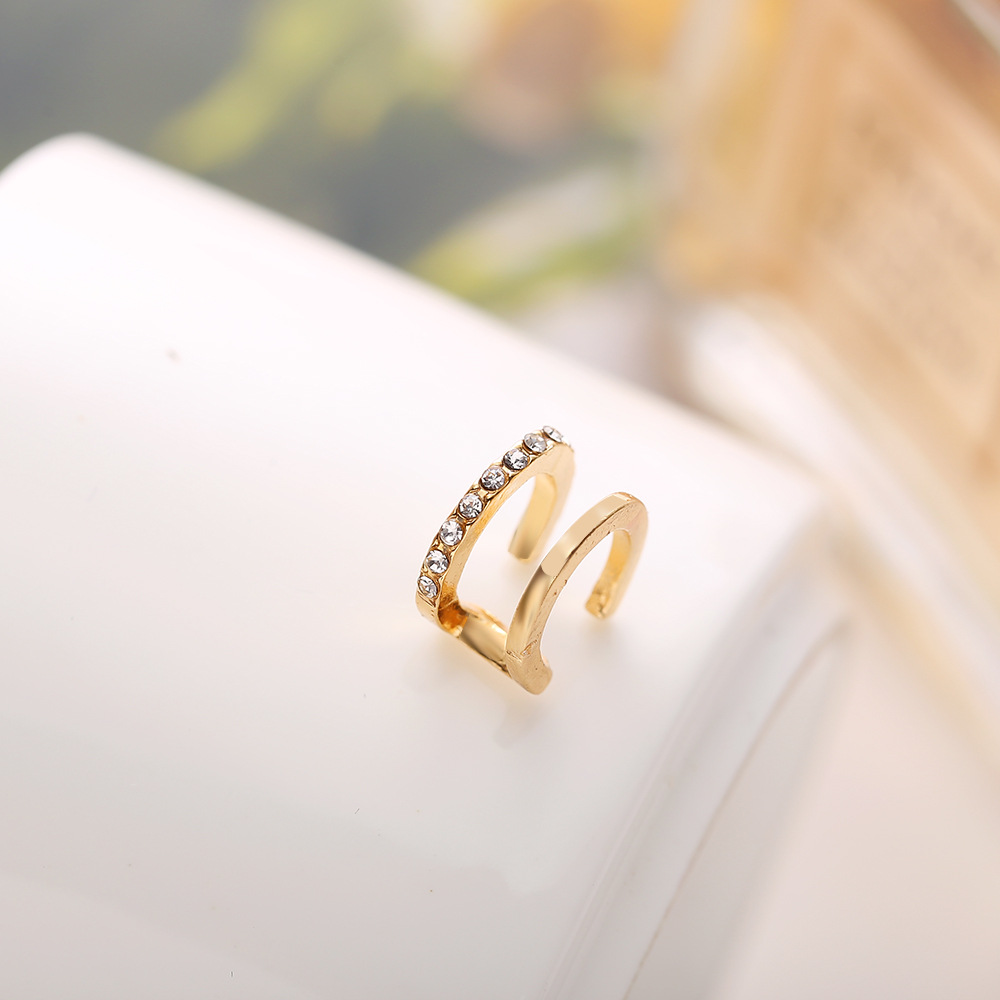 Wholesale of popular cross-border best-selling simple line dot diamond double c ear bone clips from Europe and America, personalized double-layer U-shaped ear clips without ear holes Specification drawing