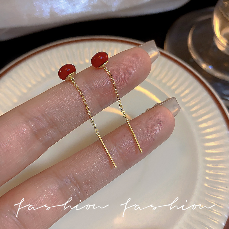 s925 Silver Needle earrings with red bead ear thread are a niche, light luxury, versatile, fashionable and trendy trendy earpiece that has become a popular online celebrity details Picture