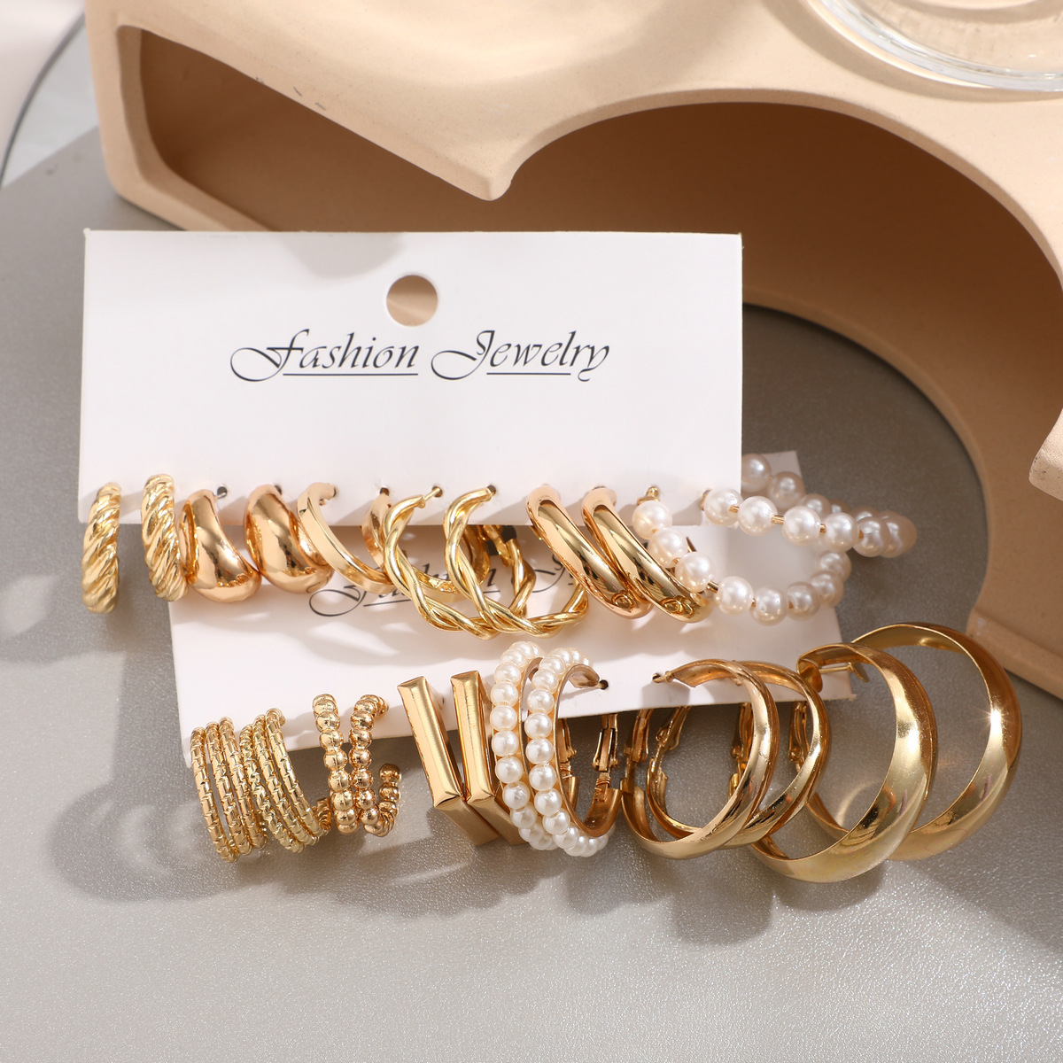 New European and American square geometric pearl earring set in ins style earrings set Specification drawing