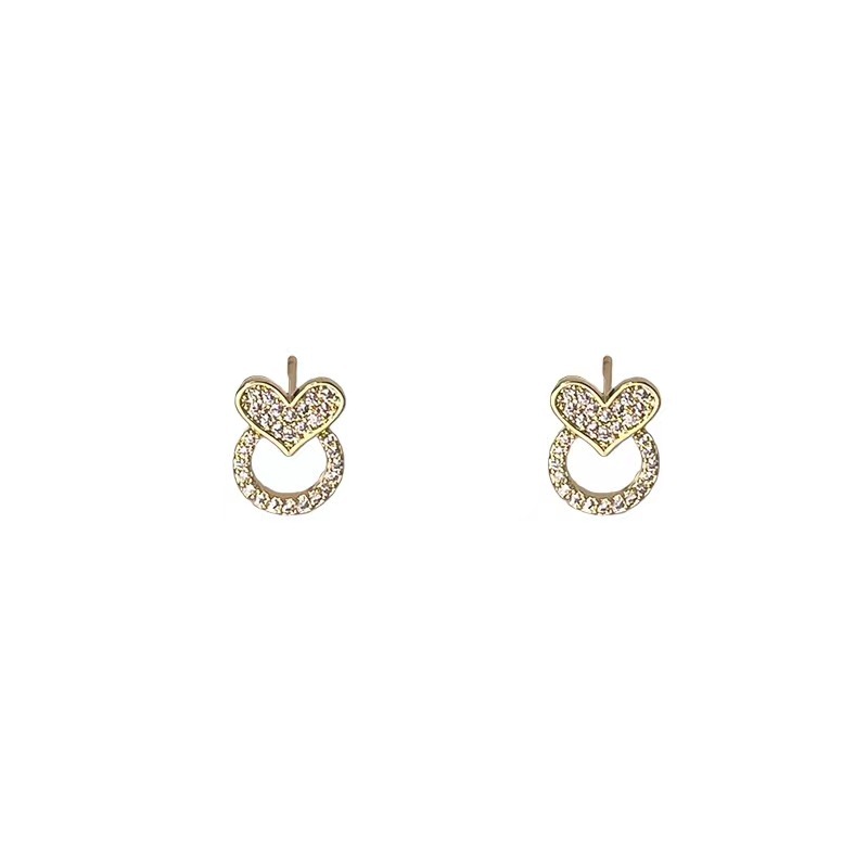 A new style of Korean-style design full-diamond heart-shaped earrings with a light luxury and high-end feel Item Picture
