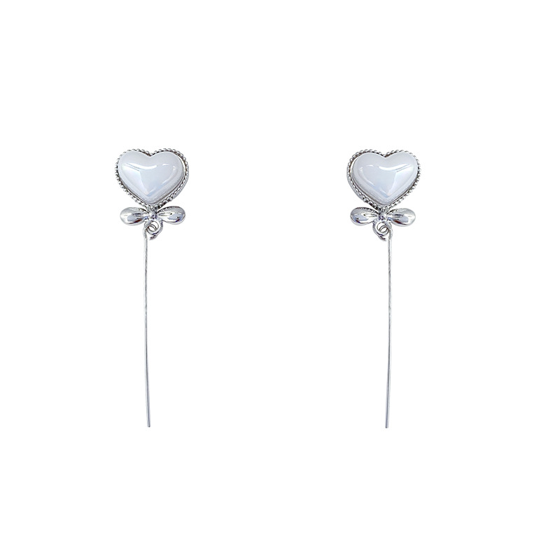 ins trendy heart-shaped pearl earrings, high-end style, trendy and fashionable long tassel earrings, versatile and elegant silver needle wholesale Item Picture