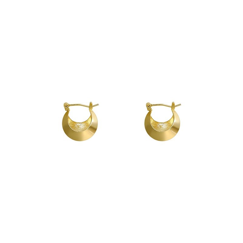 Light luxury Hong Kong-style scenic face earrings, women's niche design, high-end feel, retro style, stud earrings, earrings, metal ear buckles Item Picture
