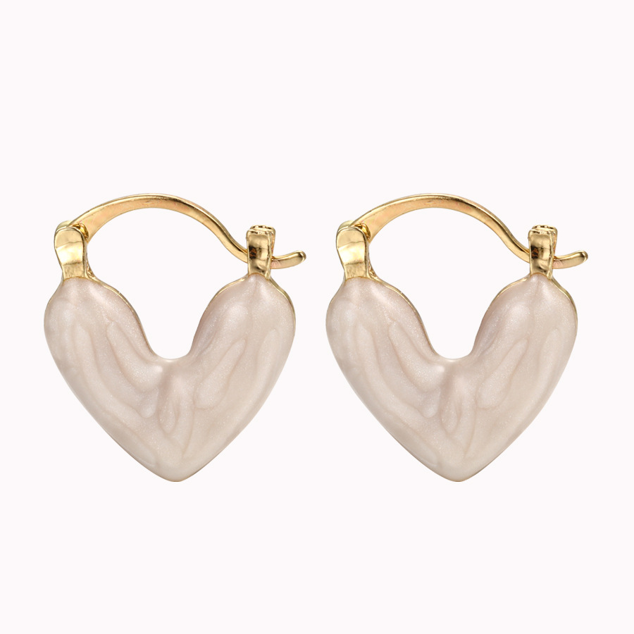 Hot-selling glazed heart-shaped earrings, women's heart earrings, French retro and niche design, white oil-dripping heart Item Picture