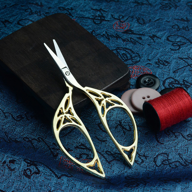 Xinyi Scissors, retro scissors, antique scissors, small scissors for cutting thread ends, journal scissors, embroidery scissors, small scissors Specification drawing