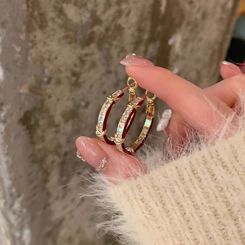 High-end, light luxury, niche zirconium enamel oil drop ear rings, ear buckles, women's silver needle, exaggerated round face slimming earrings from Europe and America full figure