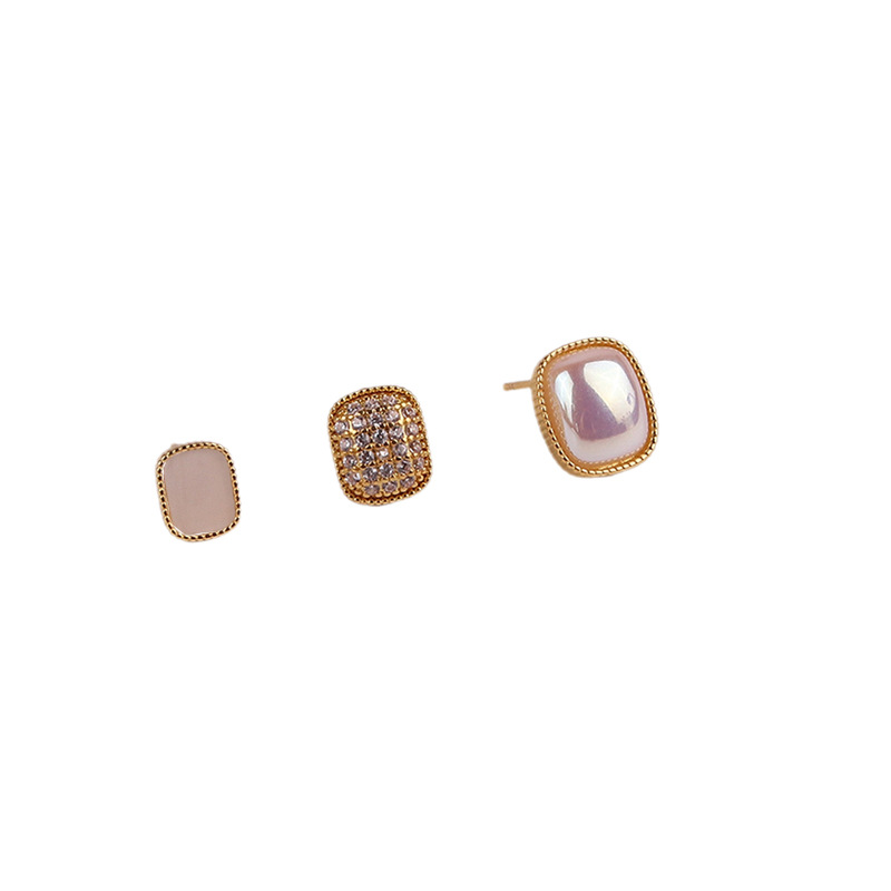 Mother-of-pearl Zircon earrings 2022 New trendy, simple and exquisite earrings, a three-piece set with a Japanese and Korean style, a popular earring accessory Item Picture