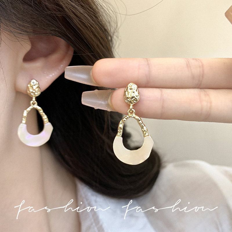 925 silver needle earrings, niche and elegant earrings and pendants, trendy, simple and individual, Korean versatile, long French stud earrings details Picture