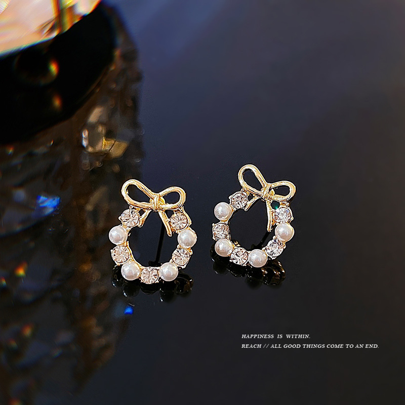 Pearl bow stud earrings for women, Japanese and Korean style, internet-famous and elegant light luxury stud earrings S925 silver needle small earrings wholesale full figure