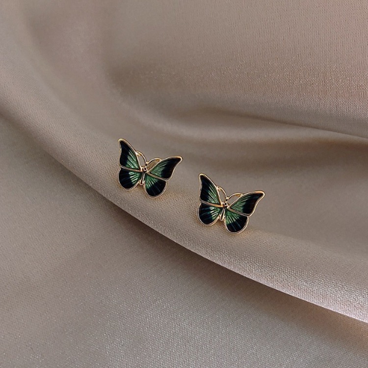 S925 Silver Needle green butterfly Earrings, trendy Korean-style stud earrings, retro, niche, simple and cold style earrings Specification drawing