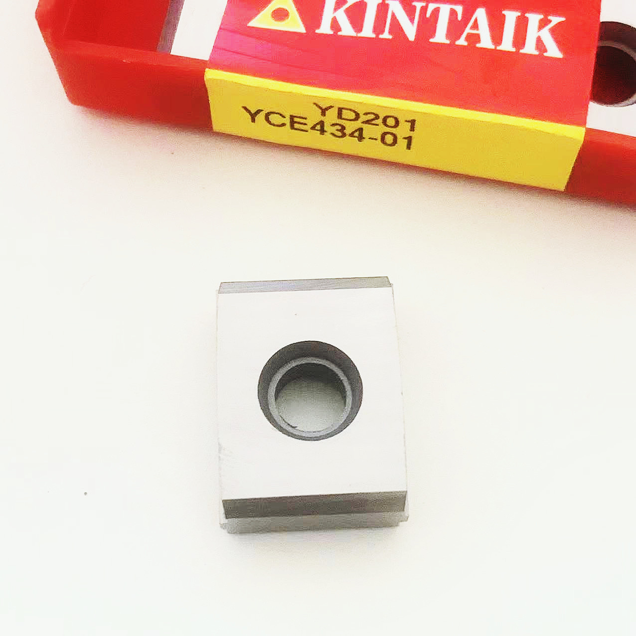 Vertical corn blades YCE434-01, CNE44, CNE454, SNC55, SPE55R02, SPE55R03 04 full figure
