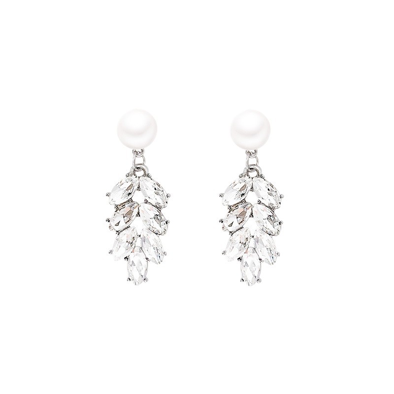 Tassel zircon leaf earrings for women, a light luxury and high-end pearl earpiece, a new bestseller accessory of Chanel in 2025 Item Picture